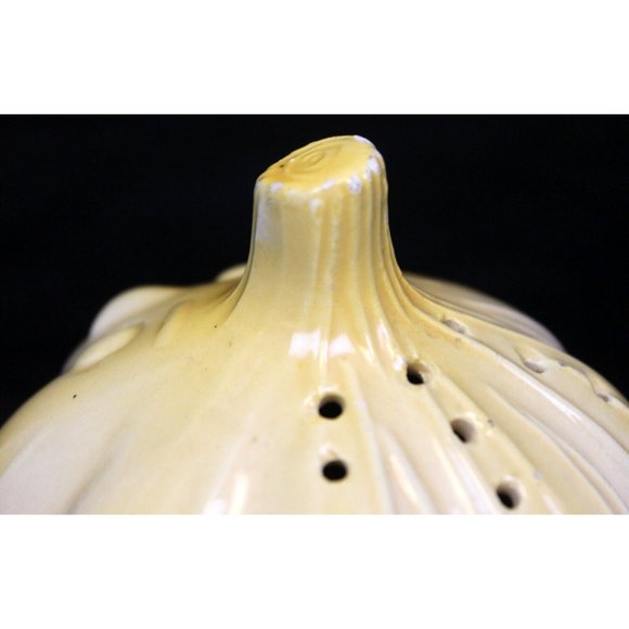 Vtg 60s Anthropomorphic Smiling Garlic Shaped Salt Pepper Shaker Yellow Ceramic - Picture 8 of 11